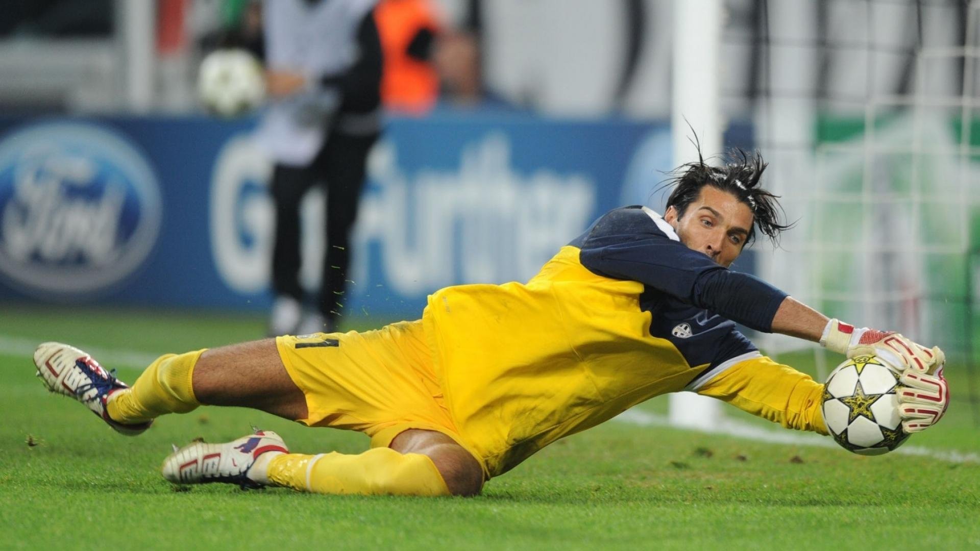 世界拳击超级夜:新人擂台带动赛事活力与话题,世界拳击超级系列赛